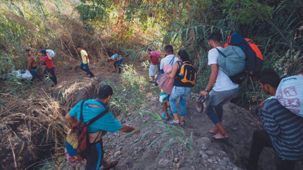 Cifra récord: casi 250 mil migrantes irregulares ingresaron a Panamá en 2022