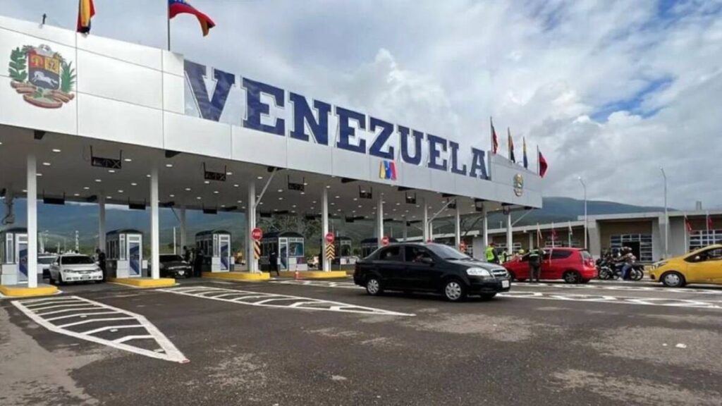 ¿Cómo va el paso de carros de placas extranjeras en la frontera con Venezuela?