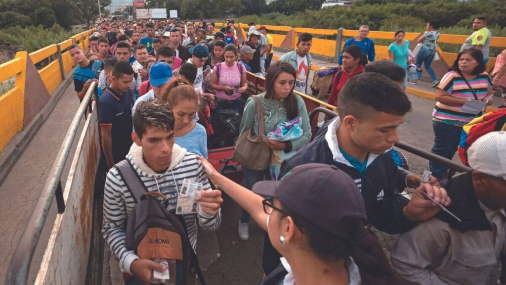 Alertan que Ley contra ONG venezolanas elevará solicitudes de asilo y refugio