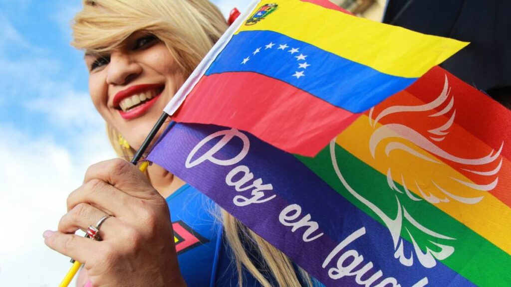 Medellín tiene su hoja de ruta para integrar a la población migrante LGBTIQ+