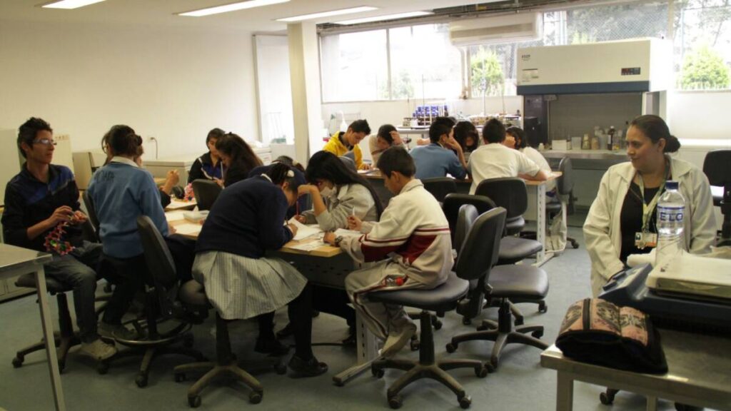 SENA habilitó 400 cupos para que migrantes certifiquen competencias laborales