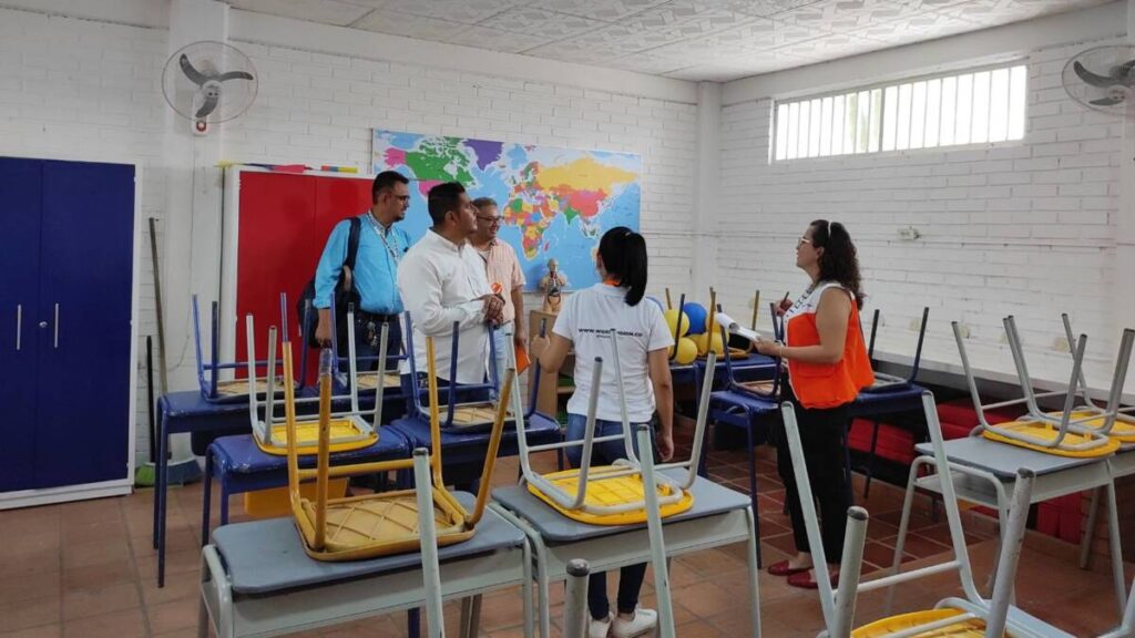 Rehabilitaron aulas y baños de colegios donde estudian niños migrantes en Cúcuta