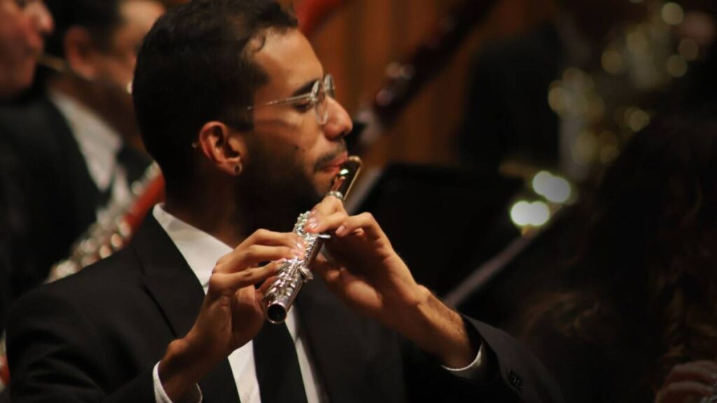 Flautista venezolano participará en concierto de la Filarmed en teatro de Bogotá