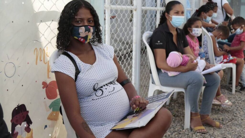 ¿Cómo está la salud reproductiva de las caminantes venezolanas en la frontera?