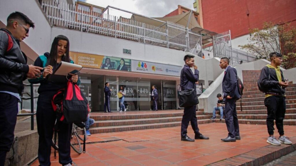 ¿Cuántos estudiantes venezolanos cruzan la frontera diariamente?