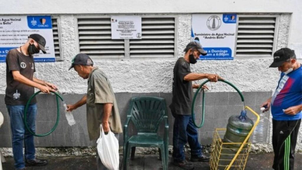 Al 99% de los venezolanos se les dificulta el acceso al agua