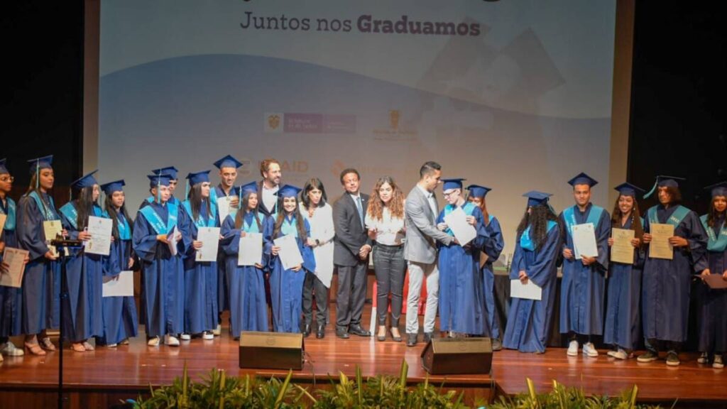 Así fue la graduación de los primeros bachilleres venezolanos