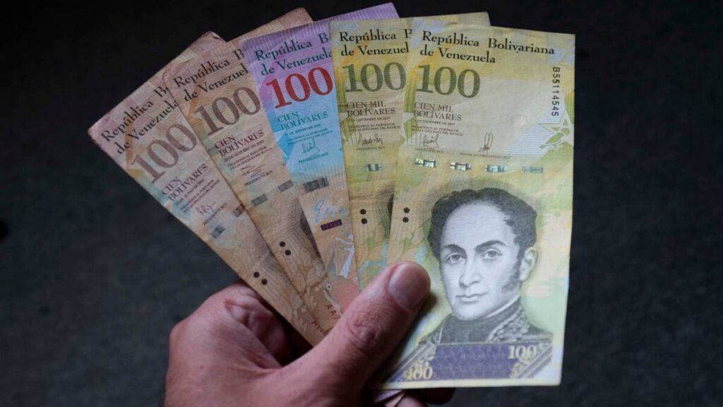 ¿Qué implicaciones tiene la reconversión del Bolívar en Venezuela?