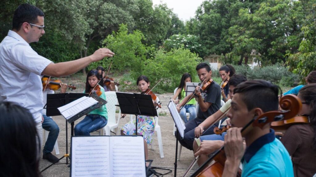Música sin fronteras: la Fundación Nacional Batuta acoge a músicos venezolanos