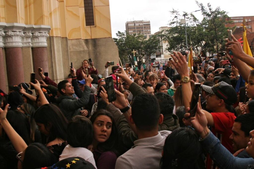 En imágenes: así celebraron los venezolanos el inicio de la Navidad en Bogotá