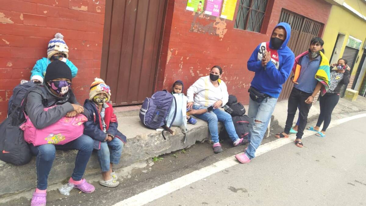 Personeros de cuatro municipios buscan ayudas para caminantes venezolanos