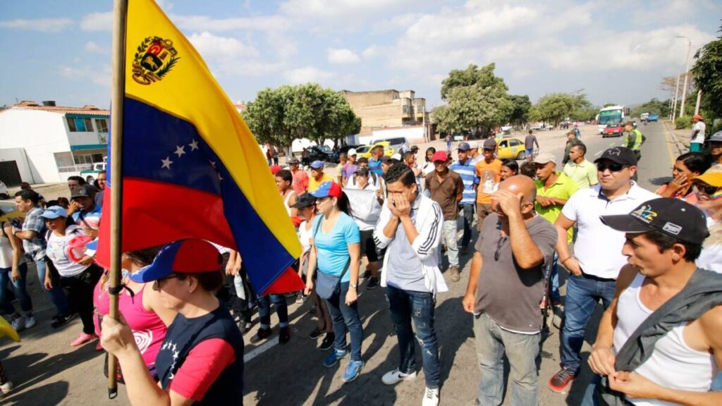 Así vivieron los venezolanos en Colombia el histórico 23E