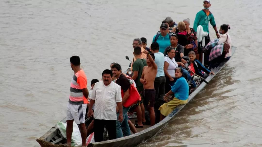 Un mes de enfrentamientos en frontera: casi 6mil migrantes han llegado a Arauca