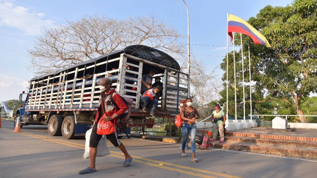 FOTOS | Así retornaron 70 migrantes venezolanos por Arauca