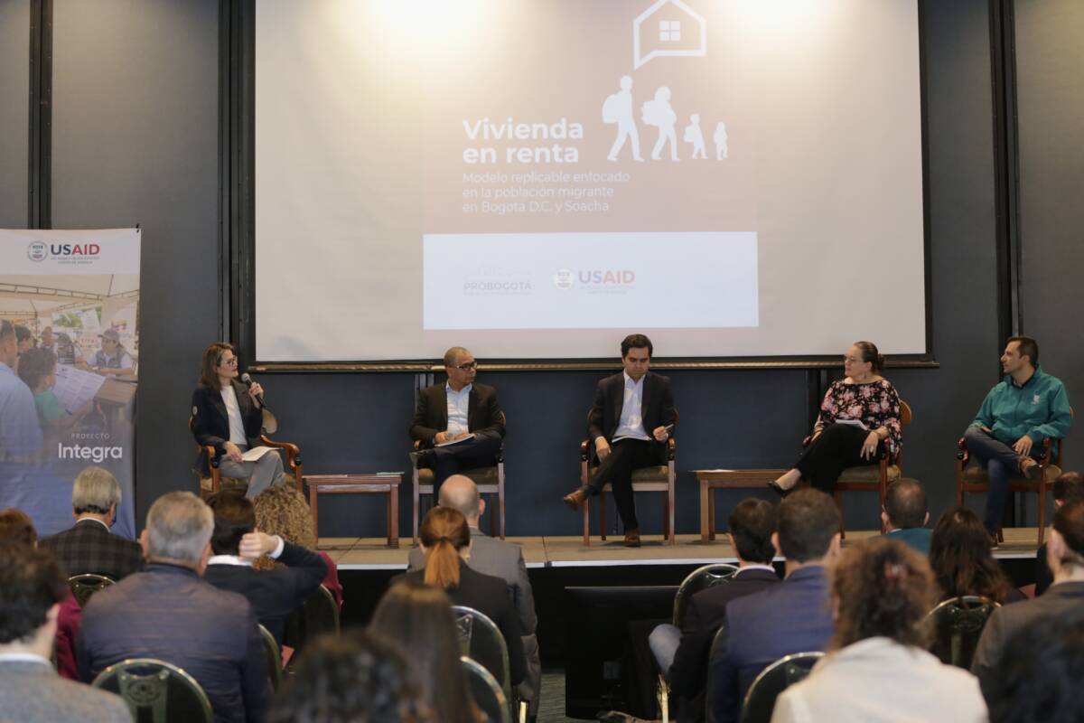 Proyecto de vivienda en renta para migrantes venezolanos en Bogotá y Soacha busca solucionar déficit habitacional. Foto: Colprensa.