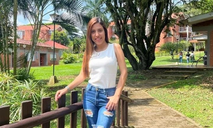 Laura Abella, colombiana retornada, estudiante de la Fundación Universitaria Católica Lumen Gentium